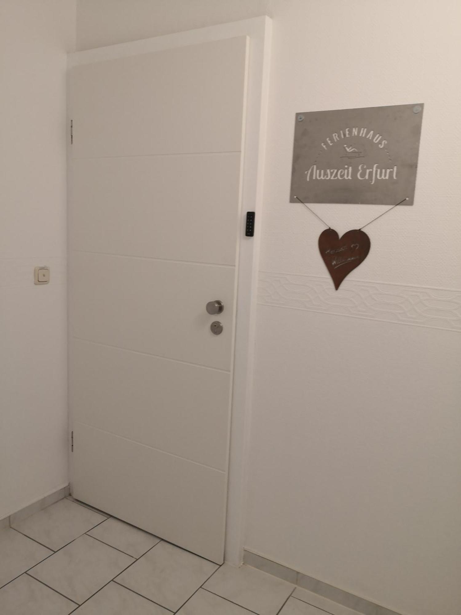 Auszeit2 Erfurt - Stilvolle Dachwohnung Mit Parkplatz - Zentrumsnah Εξωτερικό φωτογραφία